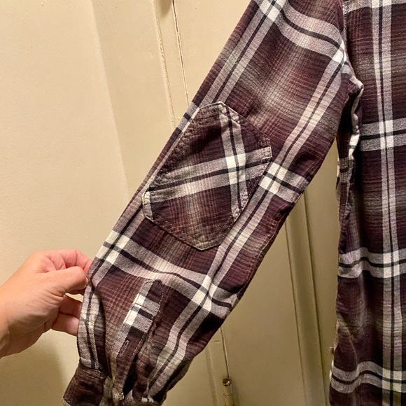 Carhartt long sleeves button down, hooded flannel shirt, like new, medium size - Picture 7 of 14